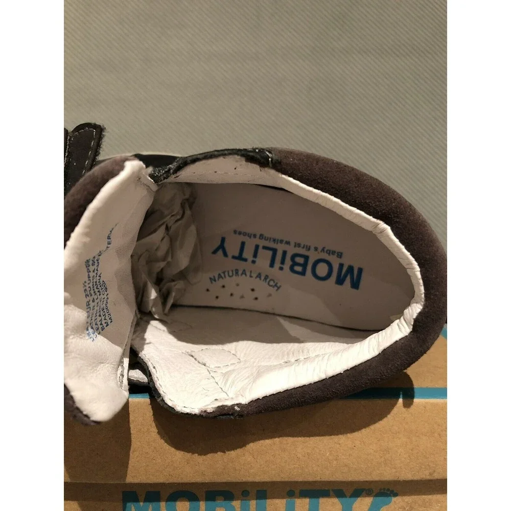 New Mobility Cairo Baby Boy Walking Shoes Boots Grey Suede Size 7 Leather